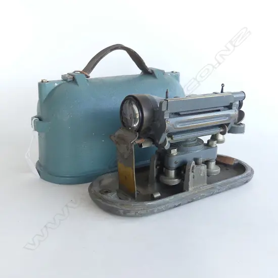 VINTAGE COOKE, TROUGHTON & SIMMS DUMPY LEVEL IN CASE