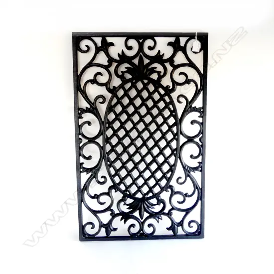 CAST IRON DOOR MAT 745x465mm