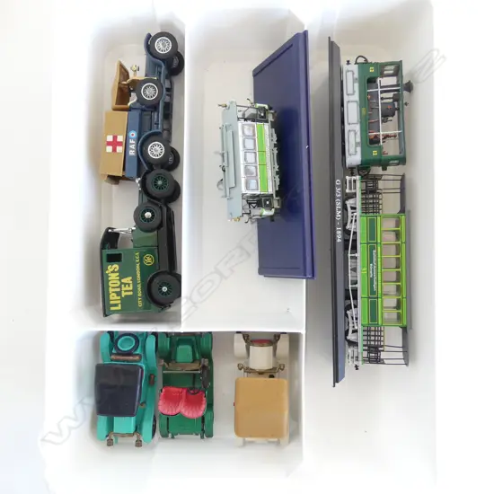 SMALL TRAY 2 DIE CAST TRAMS & 5 UNBOXED DIE CAST MATCHBOX CARS