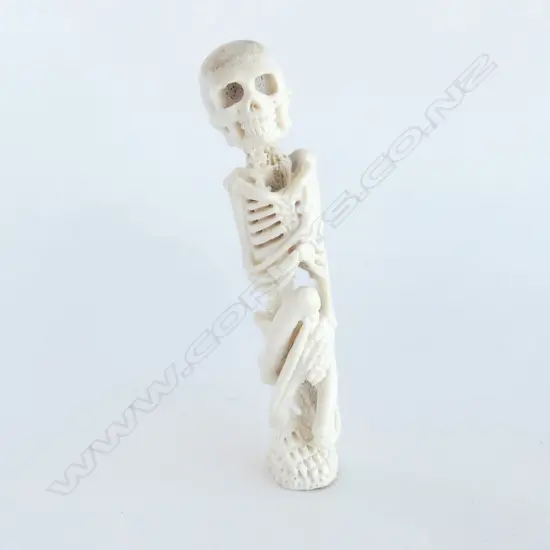 CARVED BONE SKELETON MEMENTO MORI H.100mm