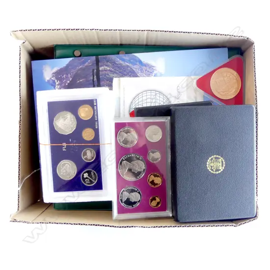 2 COIN ALBUMS VARIOUS WORLD COINS & COIN ISSUES INCL COOK IS, FIJI, BELIZE & COLOMBIA & NZ COIN PACK 1990