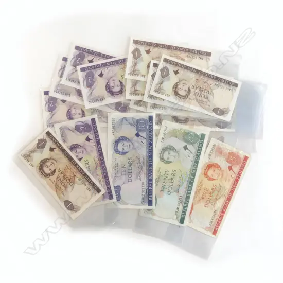 18 VINTAGE NZ BANK NOTES; 10x $1, 5x $2, $5, $10, $20