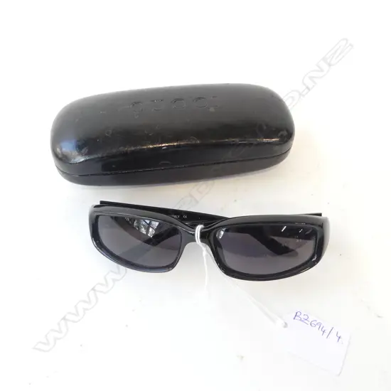 PR GUCCI SUNGLASSES, CASED