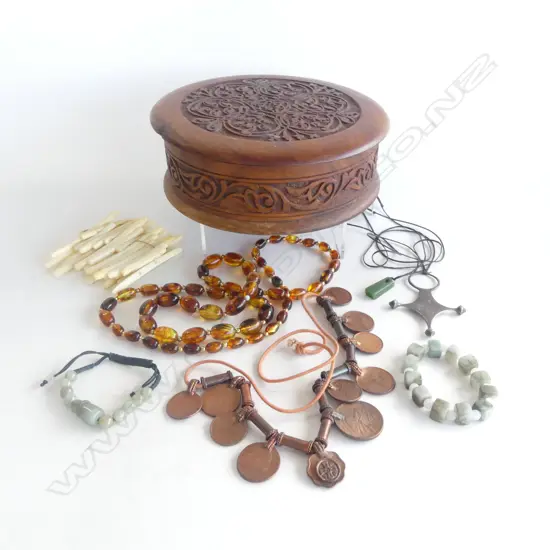 CARVED CIRCULAR WOOD BOX DIA200MM & CONTENTS ETHNIC JEWLERY