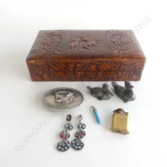 LEATHER CIGAR BOX L280MM & CONTENTS USA BELT BUCKLE S/S EARINGS VINTAGE LIGHTER PR DUCK ORNS ETC