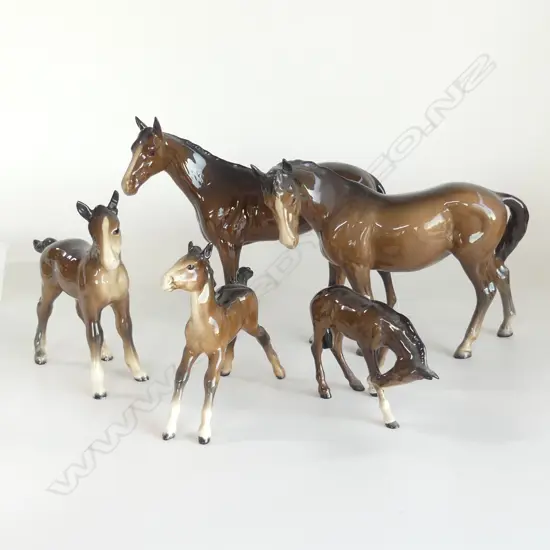 5 R/DOULTON / BESWICK BROWN HORSES (SOME FAULTS) H.200mm
