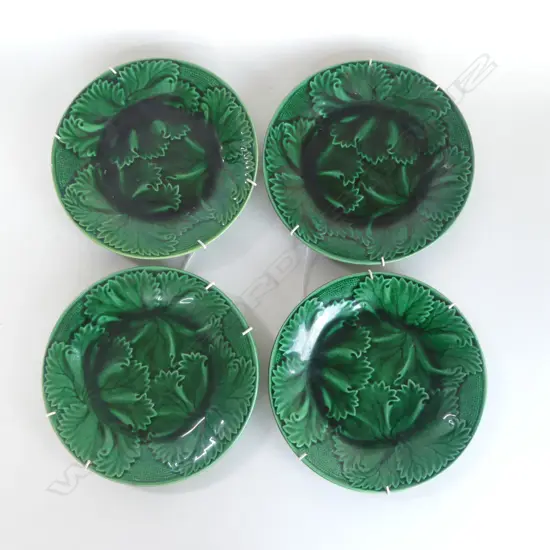 FOUR WEDGWOOD MAJOLICA PLATES  (with wall hangers) DIA. 200mm