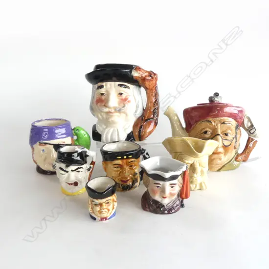 7 TOBY JUGS OF VARIOUS SIZES & SILTONE POTTERY CHARACTER TEAPOT