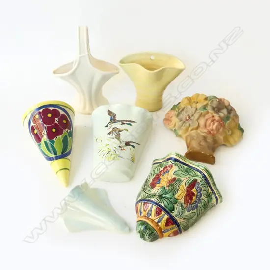 7 ENGLISH WALL POCKETS