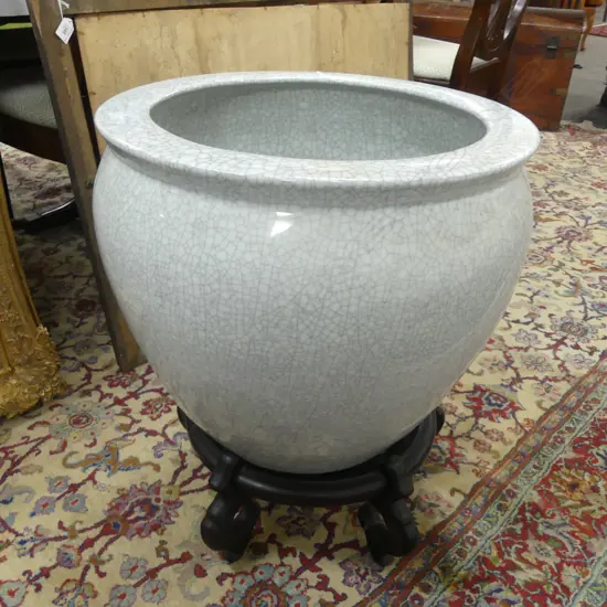 LG CRACKLE GLAZE POT ON STAND H.580mm, 480mm dia