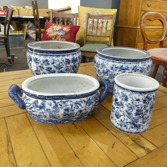 4 B/W ORIENTAL CONTAINERS, SMALLEST w. FAULTS