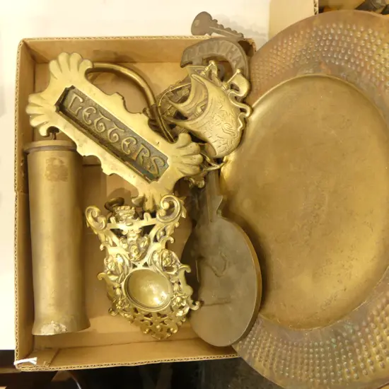 ASST. BRASS PCES INCL. 'LETTERS' MAIL BOX SIGN