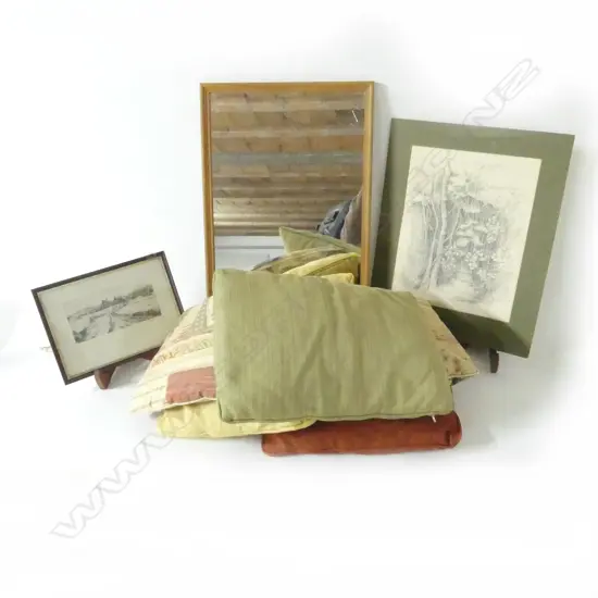 BOX LOT CUSHIONS & 2 ETCHINGS
