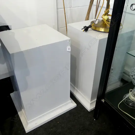 PR PAINTED WOODEN PLINTHS 465x465x650mm