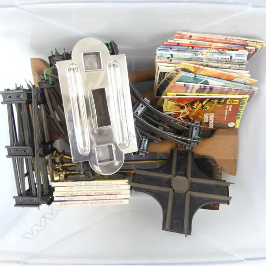 TOY RAIL TRACK, EP DESK STAND, WAR COMICS, 4 CABRIOLE LEGS