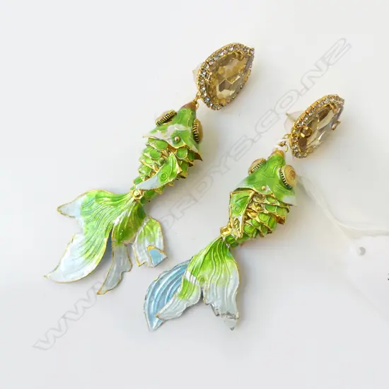 ARTICULATED GOLDFISH SHAPED ENAMELED EARINGS IN120MM DROP SOME FAULTS