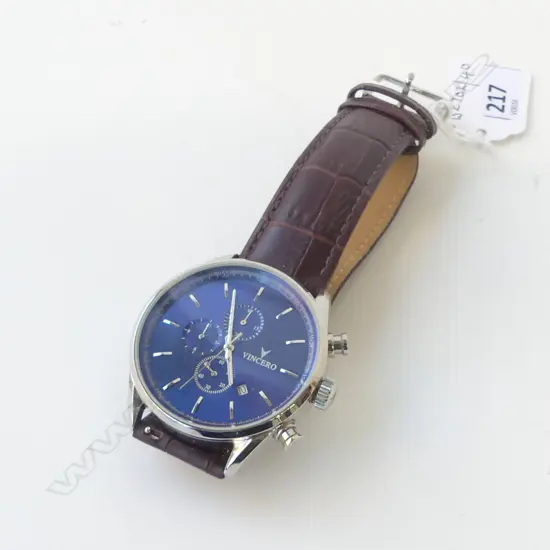 MINT & BOXED VINCERO GENTS WRIST WATCH 