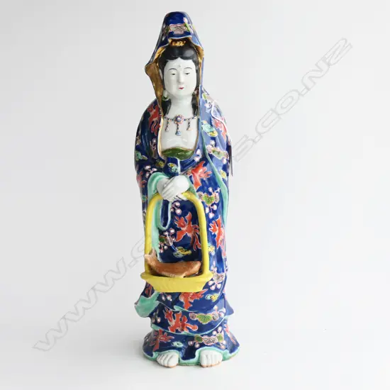 (25351) ORIENTAL PORCELAIN KANNON FIGURINE w FISH, H.350mm