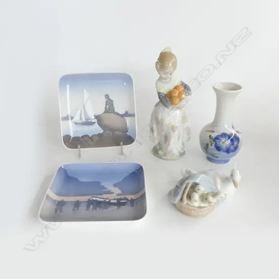 2 PCES LLADRO; GIRL w. ORANGES H.170mm & DUCKS, 2 B&G PIN DISHES, R. COPENHAGEN VASE