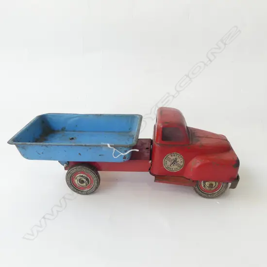 VINTAGE STEEL PLATE ‘BRITISH HAULAGE CO’ TIP TRUCK, L.330MM