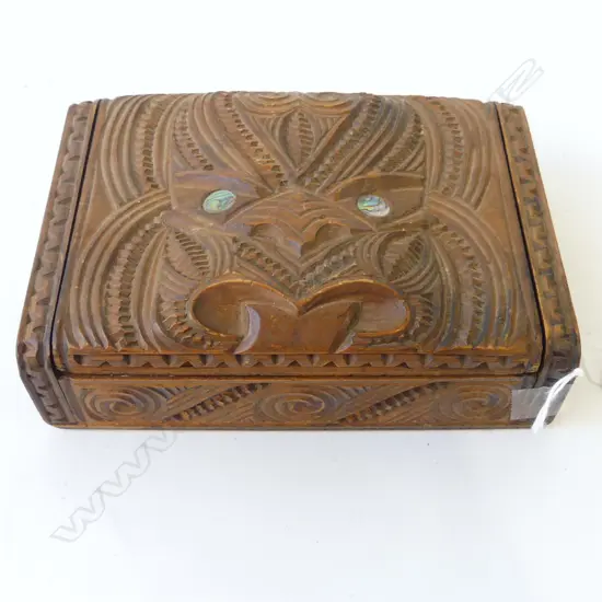 CARVED WOODEN MAORI BOX W.165mm