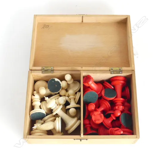 VINTAGE CHESS SET; NATURAL & RED DYED IVORY H.70mm