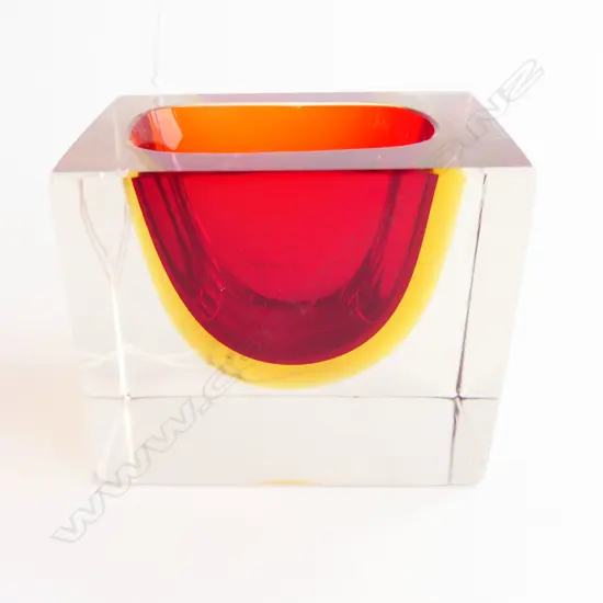 MURANO SOMMERSO SMALL RECTANGULAR RED VASE 85x55x75mm ONE TINY NIBBLE TO BASE