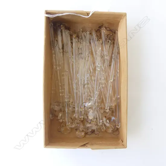 29 VINTAGE CRYSTAL FACETED DROPS ON WIRES FOR HANGING, L.135MM