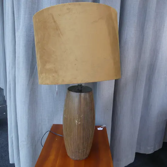MODERN LAMP (FIXING LOOSE) H.720mm