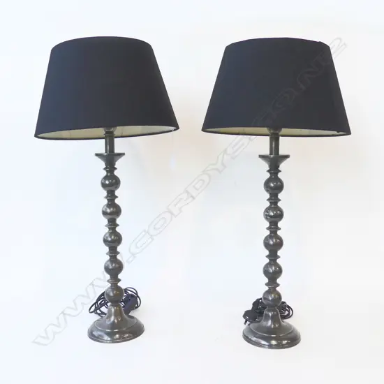 PAIR OF TABLE LAMPS H.740mm