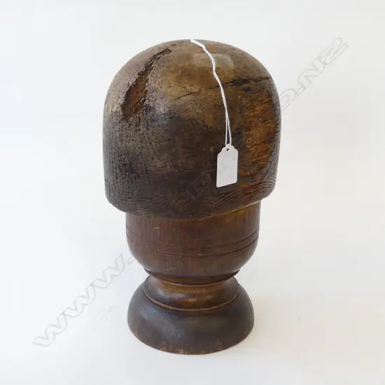 RUSTIC VINTAGE WOODEN HAT BLOCK H.300mm