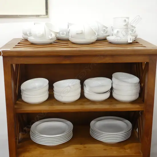 HUTSCHENREUTHER 'TAVOLA' PART DINNER SET