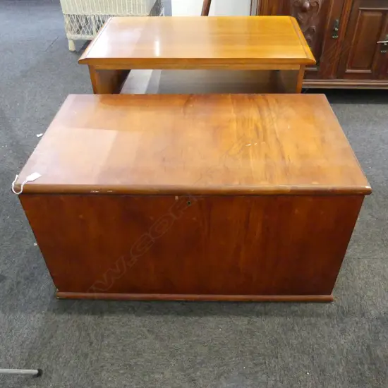 WOODEN BLANKET BOX 940x540x500mm