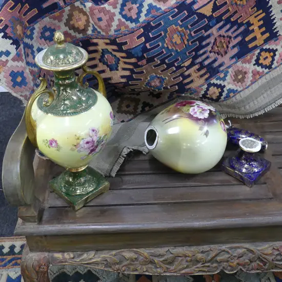 LG VASE & JUG (FAULTS) H.440mm