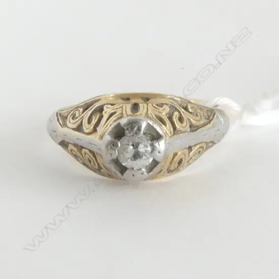 18CT & PLATINUM DIAMOND RING 3.4gms SIZE K