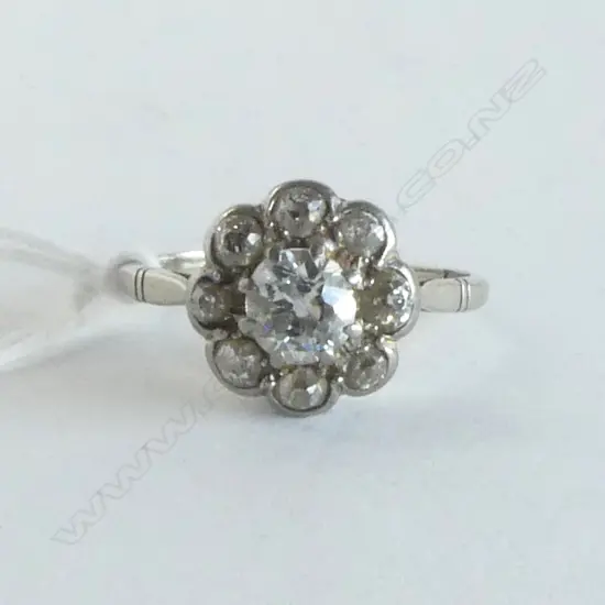 18CT W/G & PLAT DIAMOND RING 2.9gms  SIZE O