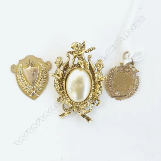 TWO 9CT GOLD MEDALS (9.7gms) & COSTUME BROOCH