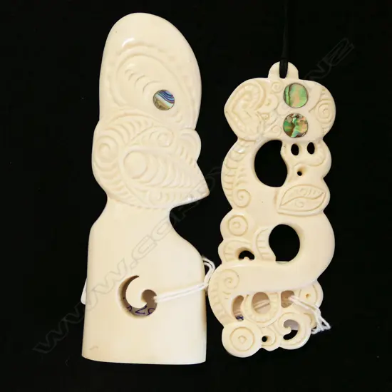 LG BONE & PAUA SHELL HEI TIKI PENDANT & BONE & PAUA SATUETTE new old stock