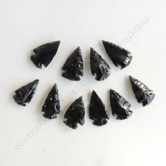 OBSIDIAN ARROW POINTS, ARIZONA 