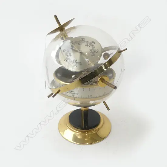 VINTAGE SPUTNIK BAROMETER