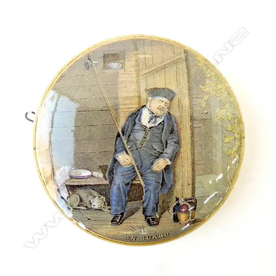 VICTORIAN PORCELAIN LID 'ON GUARD'