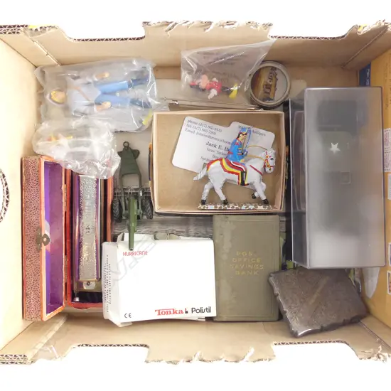 SMALL BOX MODELS TOYS COLLECTABLES ETC