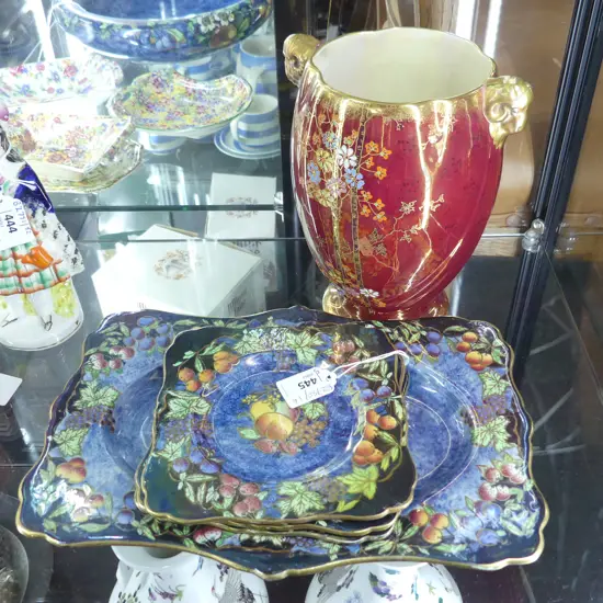 5 PCES LUSTRE CHINA; CROWN DEVON VASE H.200mm, 3 GRIMWADES  PLATE 295x210mm