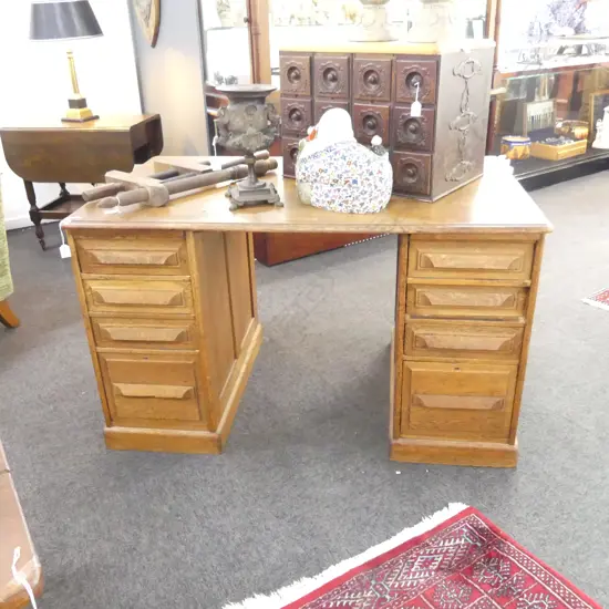 EARLY 20thC DOUBLE PEDESTAL OAK DESK 1270x780x760mm