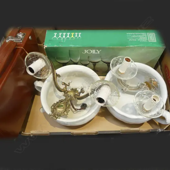 BOX – CHAMBER POTS, WINE GLASSES, SCONCES, LEATHER CASE