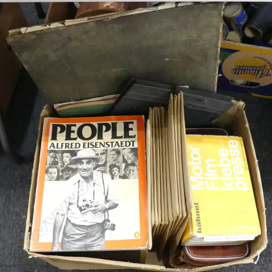 ASST. PHOTOGRAPHY EQUIPMENT; 1970s 'CAMERA' MAGAZINES ETC