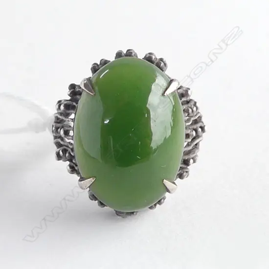 STG SILVER GREENSTONE RING 5.4gms SIZE N 1/2