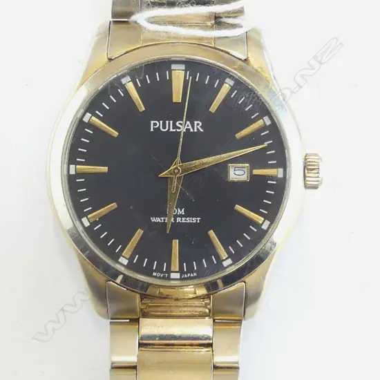 PULSAR GENTS LARGE WRISTWATCH not running