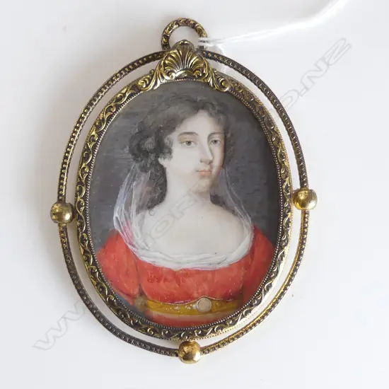 EARLY 19thC H/PAINTED PORTRAIT MINIATURE ON IVORY YOUNG WOMAN. H.100mm