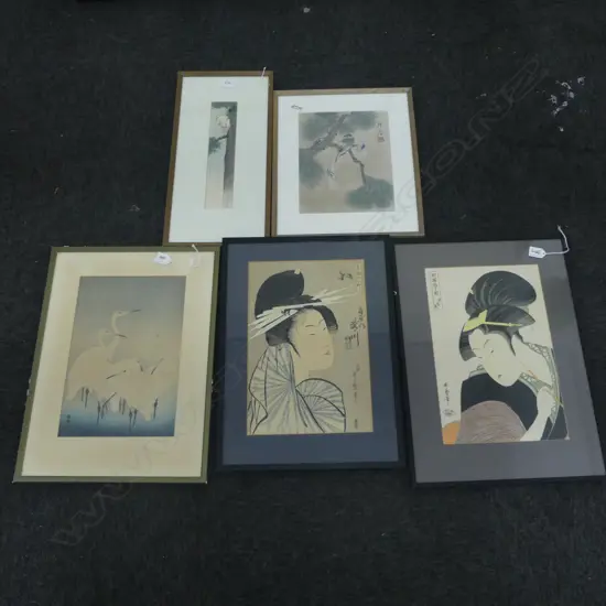 5 JAPANESE ARTWORKS INCL. 2 KITAGAWA UTAMARO PORTRAIT PRINTS
